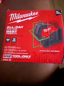 Milwaukee. M12. Leiser