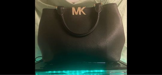 Like New, Michael Kors handbag/Crossbody bag