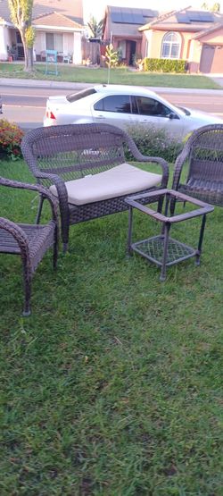 Outdoor patio set