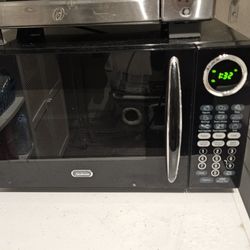 Sunbeam Microwave $25