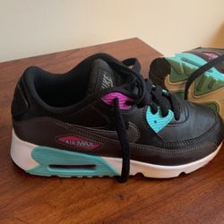 Nike Air Max Size 3