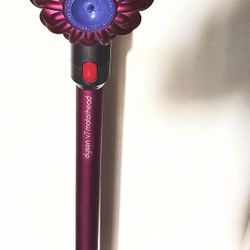 Dyson V7 Motohead Vacuum 