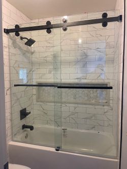 Showerdoor Black 