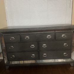 Mirror Dresser 