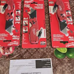 MILWAUKEE FASTBACK  6-IN-1  FOLDING UTILITY  KNIFE  WITH  GENERAL PURPOSE BLADE  3-PCS