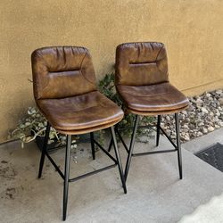 2 Island High Chairs/stools $15 For Both