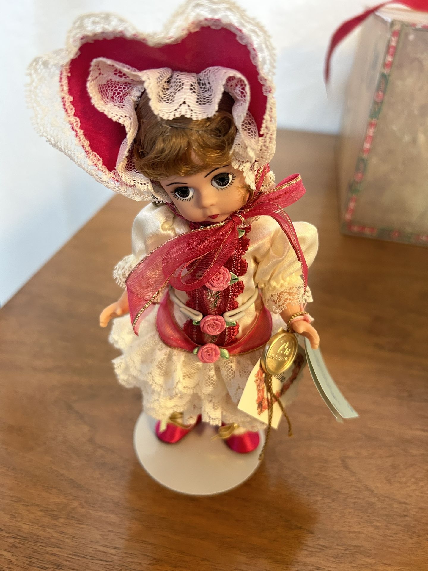 Madame Alexander Dolls- Be Mine