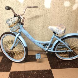 Girls bike
