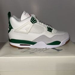 Nike SB x Air Jordan 4