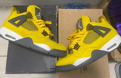 Air Jordan 4 Lighting size 11