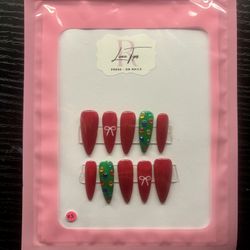 Handmade press-ons 💅🏽 