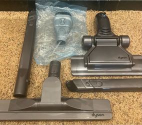 Colleyville 76034  • 5 Dyson accessories