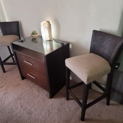 2 Chairs/ Bar Stools $100 OBO