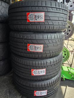 275/40/22 Take-offs Like New