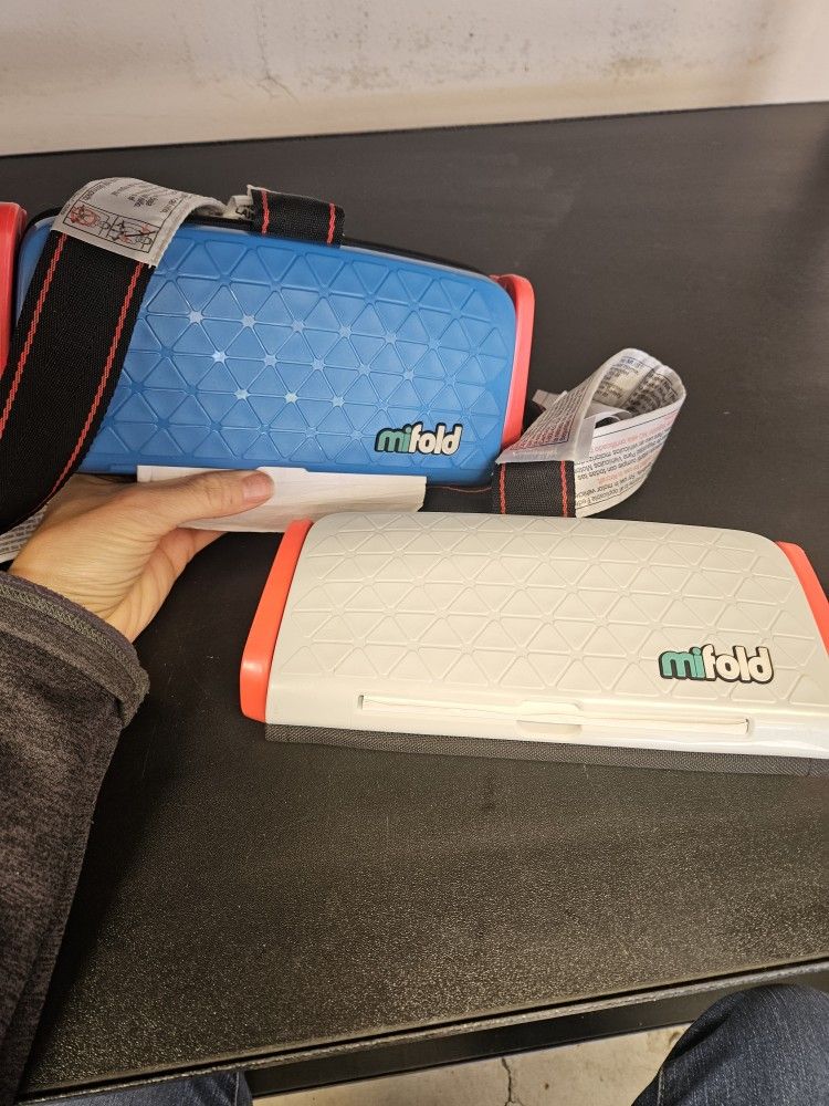 Mifold - Compact Booster Seat