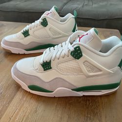 Air Jordan 4 Retro SB 