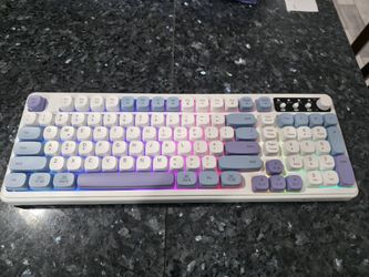 Bluetooth Gaming Keyboard