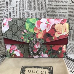 GUCCI Dionysus GG Supreme Small Bag With Suede Trim in Red [ReSale