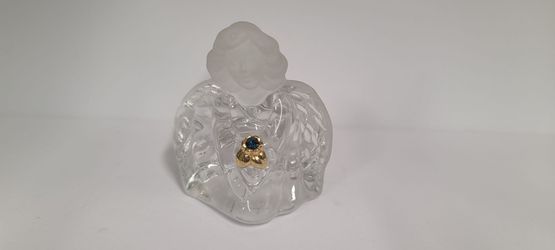 Beautiful Vintage Fenton Clear Crystal Frosted Angel Birth Moth September Saphire Blue