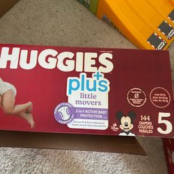 Diapers Size 5 