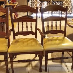 Dining Table 6 Chairs 