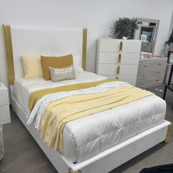 Queen Size Bed Frame With Mattress 
