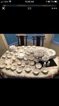 Bone China Ansley cottage garden set