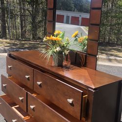 Modern Solid Wood Long Dresser With Big Drawers, Big Mirror. Drawers Sliding Smoothly Great Condition