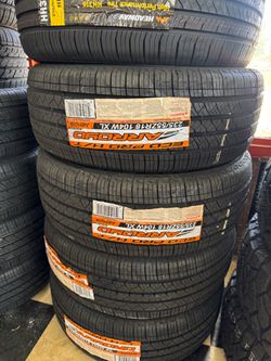 📲✅235/55/18 vendo set de llantas nuevas arroyo