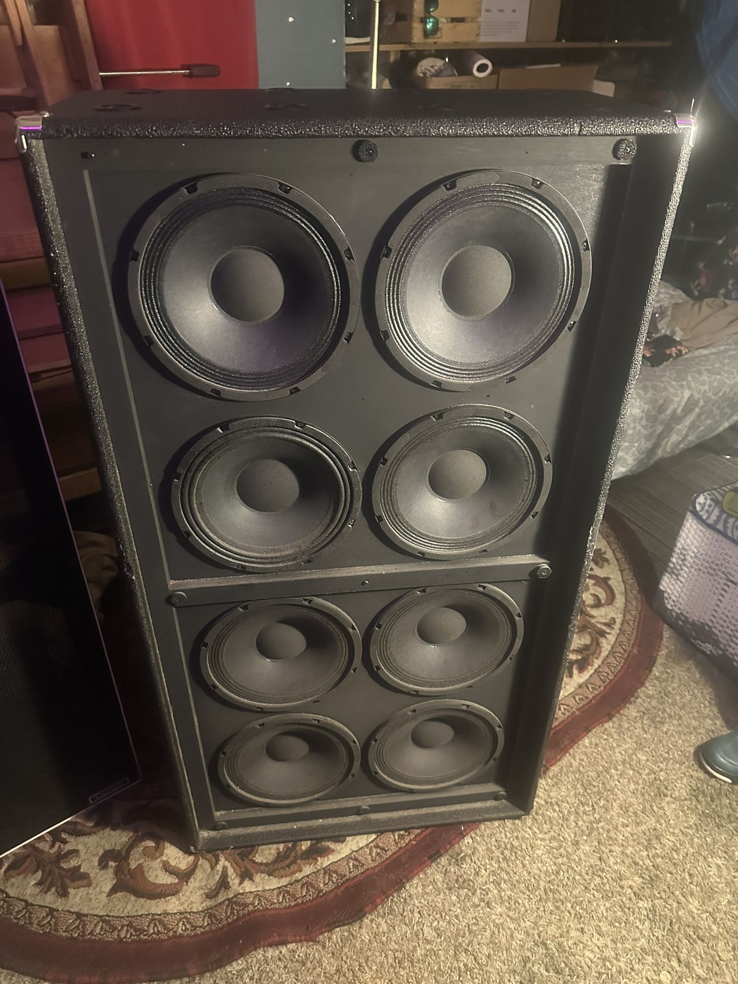 AMPEG SVT-810E Classic 8x10" Live Performance Bass Speaker Cabinet