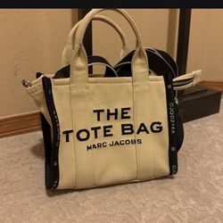 Marc Jacob’s Tote Bag 