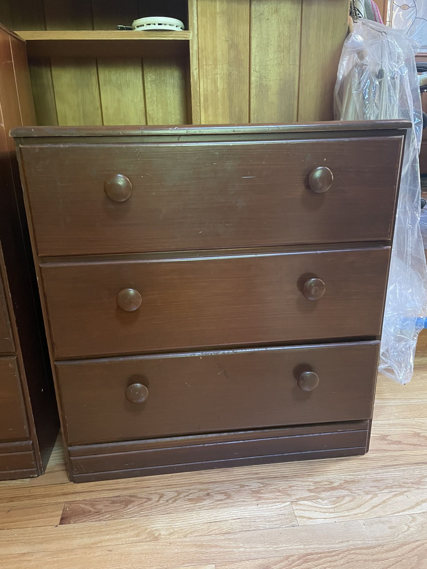 Twin Size Solid Bed Set With A 3 Drawer And 4 Drawer Dresser