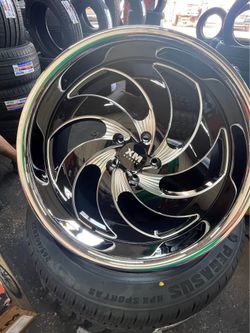 22” XM-626 Wheel & Tire Package 