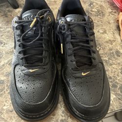 Air Force ones low luxe size 81/2