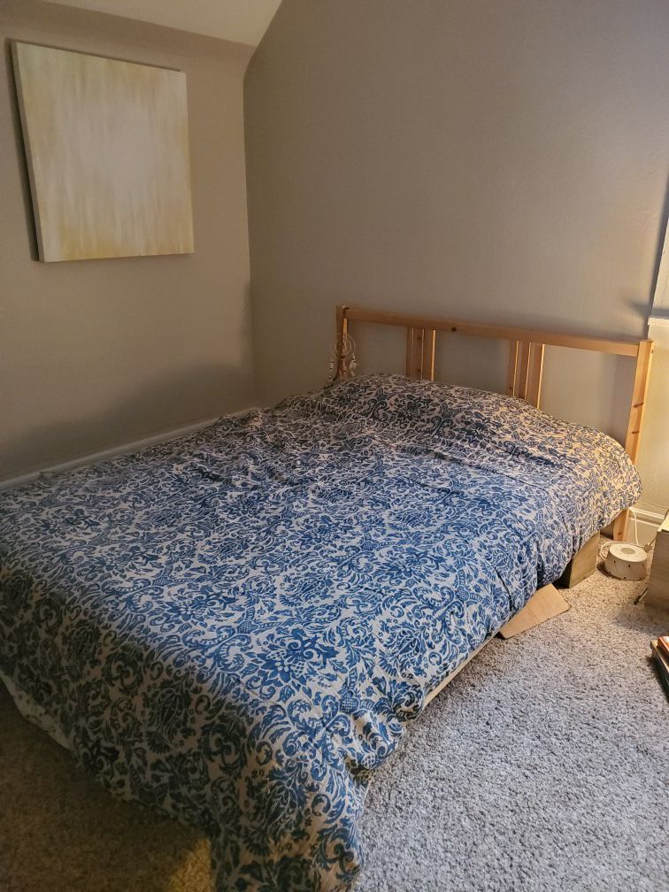 IKEA bed frame (Full)