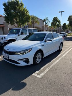 2019 KIA Optima