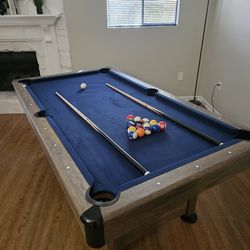 Moving.. Pool table For sale $400.00