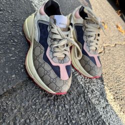 Gucci GG Sneakers - size 6 36Eu