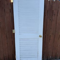 30” interior Door.  Puerta de 30” interior