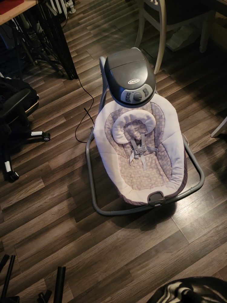 Graco Simple Sway Portable Baby Swing