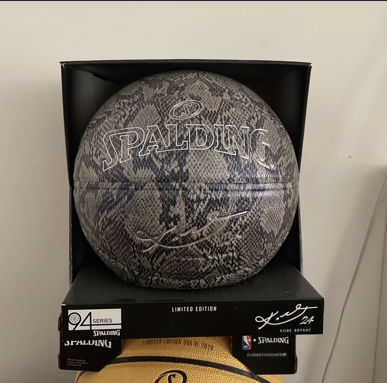 Spalding X Kobe Bryant 94 Silver Series Snake Skin Basketball
