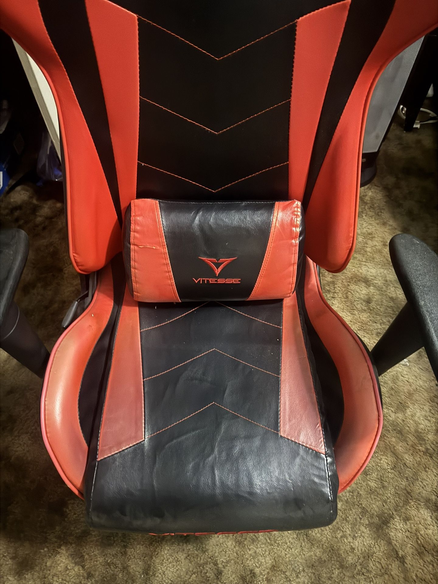 VITESSE ergonomic red gaming chair