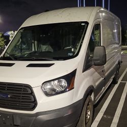 2018 Ford Transit Cargo 250 3dr LWB Medium Roof Van With Sliding Passenger Side