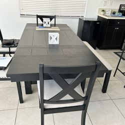 Dinning Table 