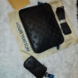 Side Bag With Pouch