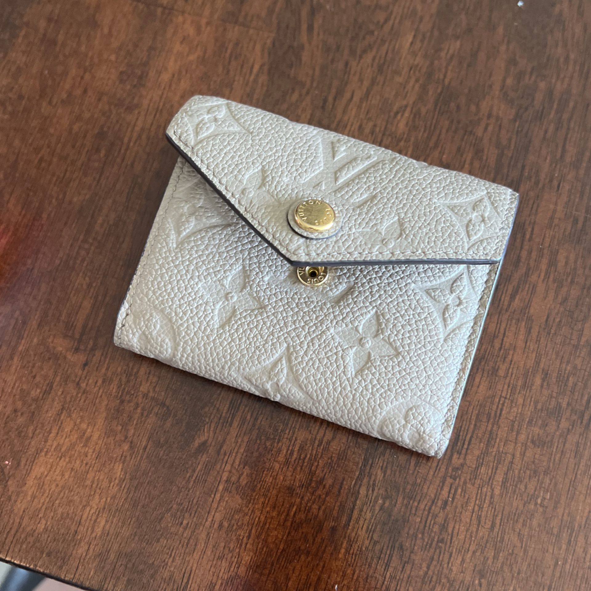 Louis Vuitton Coin Purse Brand New for Sale in San Francisco, CA - OfferUp