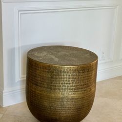 RH Side Table In Brass aluminum Finish 