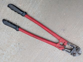 Bolt cutter 24 inches