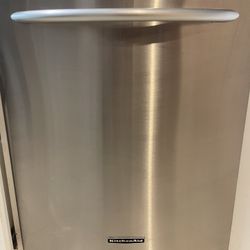 Kitchenaid Superba Dishwasher 24 In