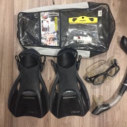US DIVERS MEN’S LARGE SNORKLING SET